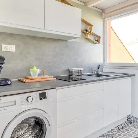 Les 4 Soleils- 16ab- Moderne- 4pers Appartement