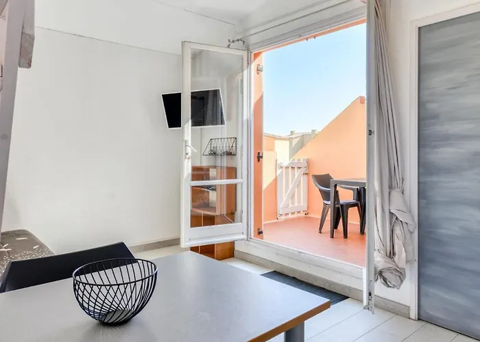 Les 4 Soleils- 16ab- Moderne- 4pers Apartment